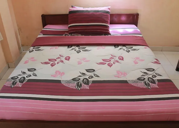 Citrus Tree - Arik Casa de hóspedes