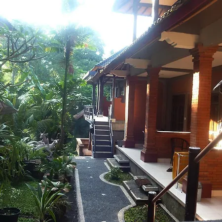 Konukevi Citrus Tree - Arik Ubud